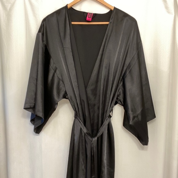 La senza Satin Kimono - Picture 1 of 11